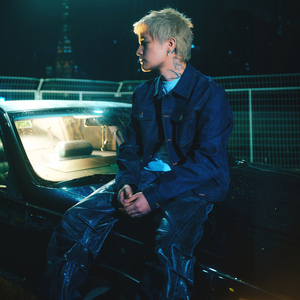 一龙五凤杨幂唐嫣双胞胎
